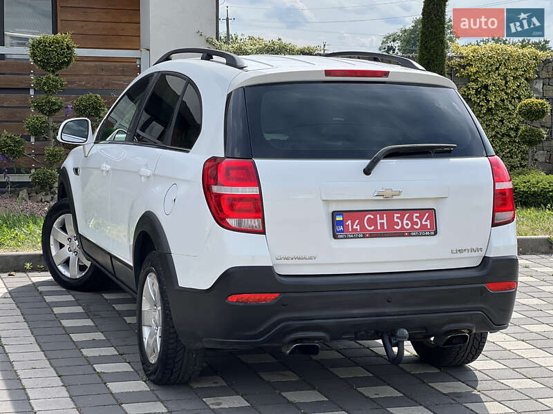 Позашляховик / Кросовер Chevrolet Captiva 2014 в Львові