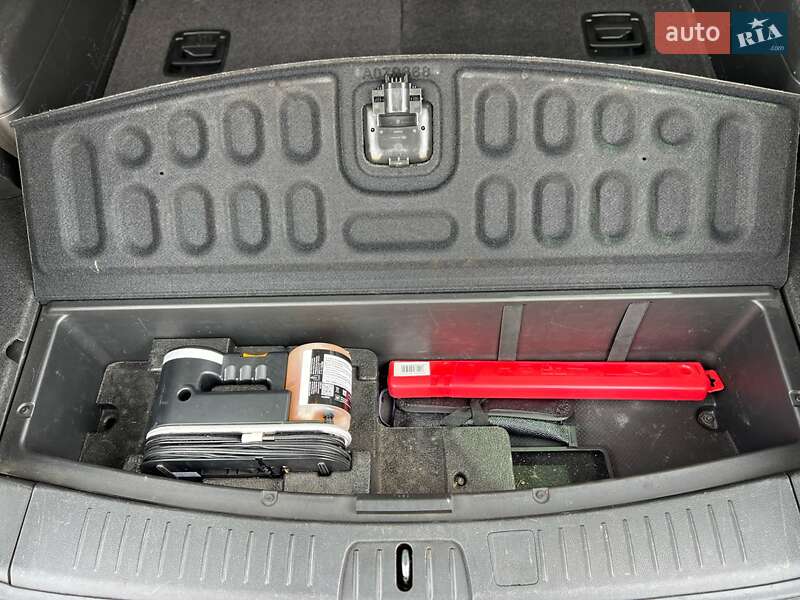 Позашляховик / Кросовер Chevrolet Captiva 2014 в Львові