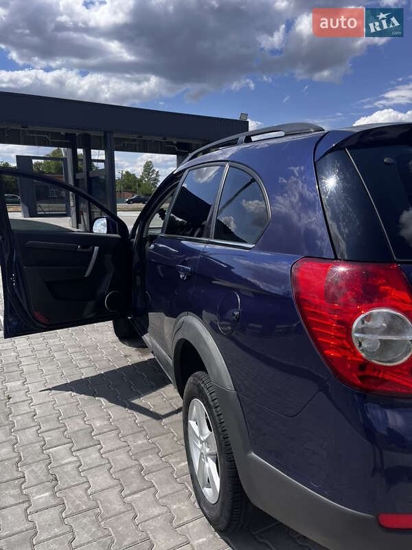 Внедорожник / Кроссовер Chevrolet Captiva 2008 в Врадиевке