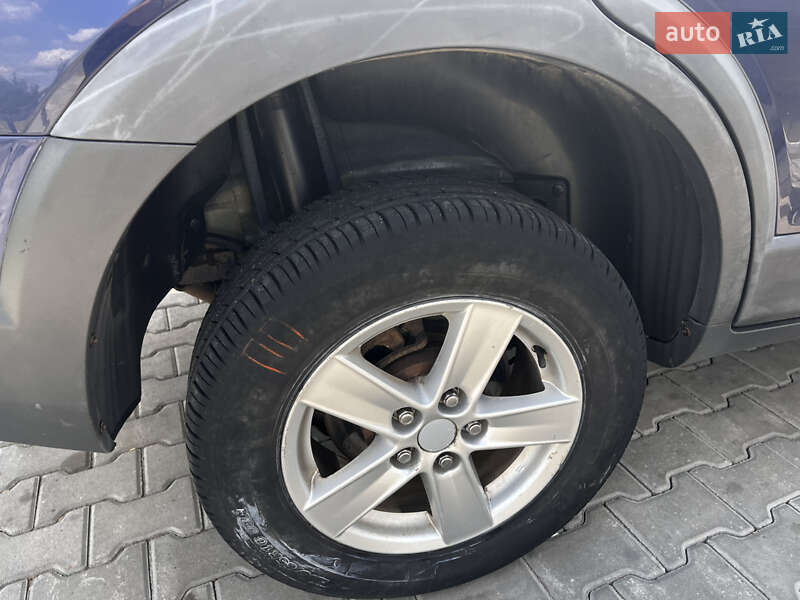 Внедорожник / Кроссовер Chevrolet Captiva 2008 в Врадиевке