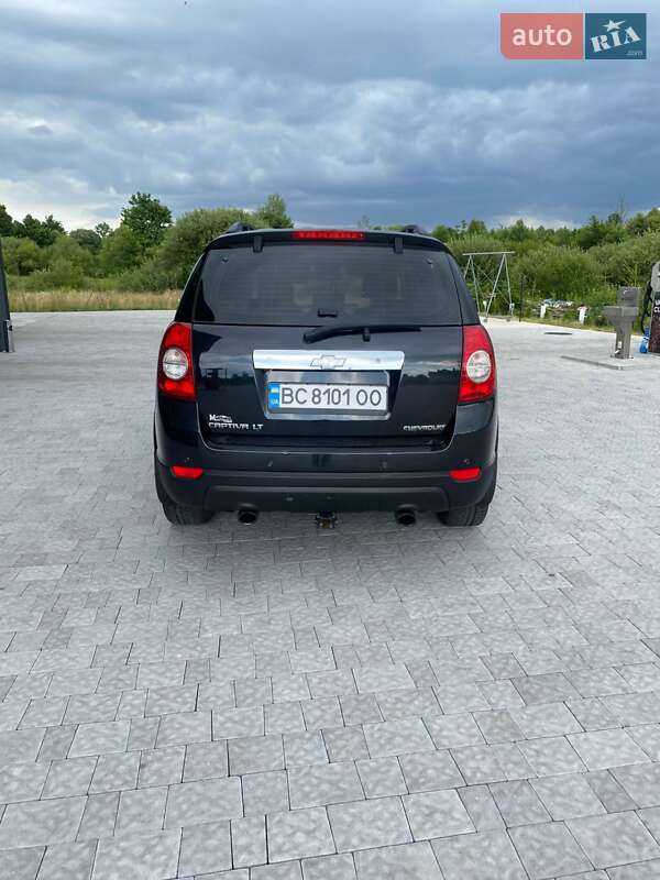 Позашляховик / Кросовер Chevrolet Captiva 2010 в Яворові