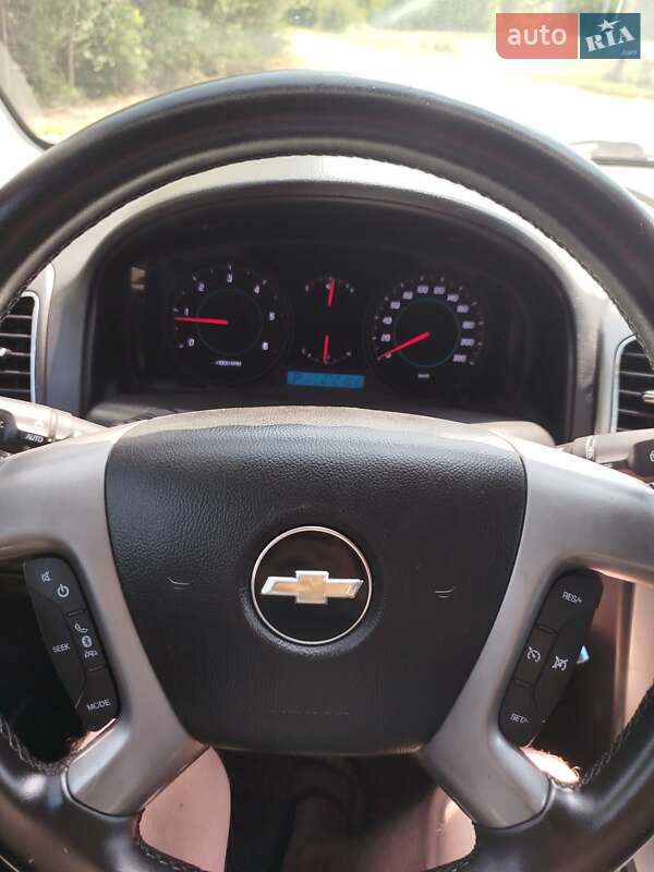 Внедорожник / Кроссовер Chevrolet Captiva 2011 в Житомире