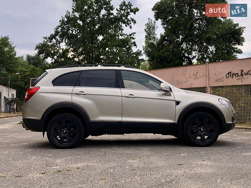 Внедорожник / Кроссовер Chevrolet Captiva 2008 в Николаеве