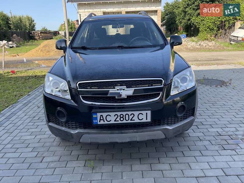Внедорожник / Кроссовер Chevrolet Captiva 2008 в Луцке