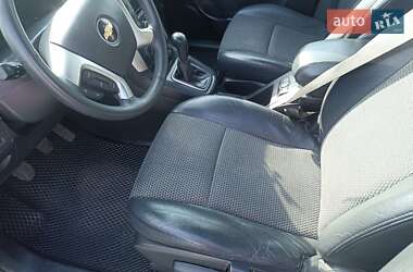 Позашляховик / Кросовер Chevrolet Captiva 2009 в 