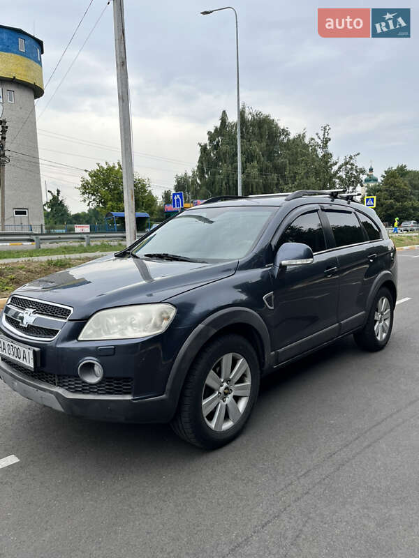 Позашляховик / Кросовер Chevrolet Captiva 2006 в Києві