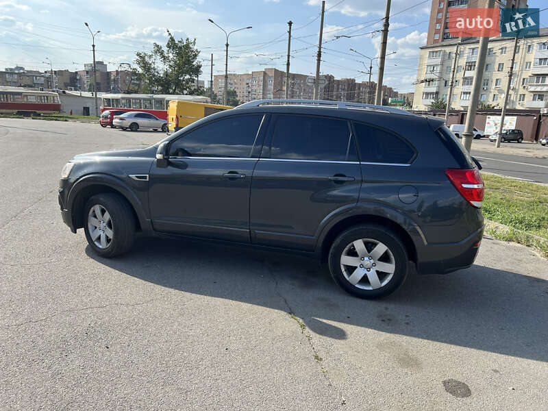 Внедорожник / Кроссовер Chevrolet Captiva 2016 в Харькове