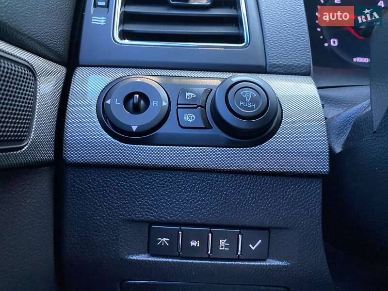 Внедорожник / Кроссовер Chevrolet Captiva 2016 в Хмельницком фото 21 Внедорожник / Кроссовер Chevrolet Captiva 2016 в Хмельницком