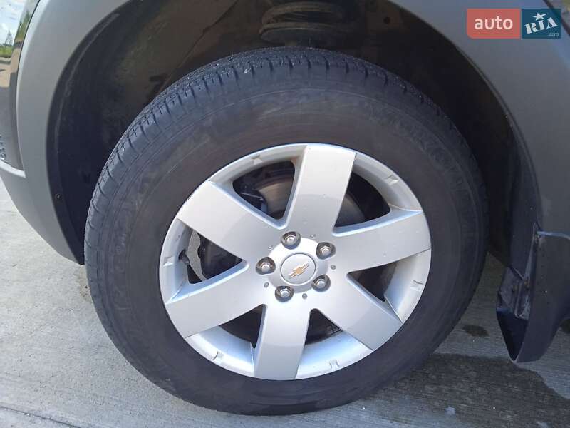 Позашляховик / Кросовер Chevrolet Captiva 2012 в Рафалівці