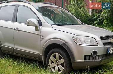 Позашляховик / Кросовер Chevrolet Captiva 2009 в Рівному