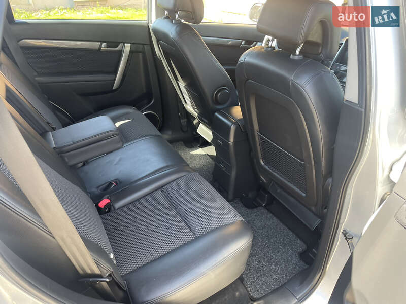 Позашляховик / Кросовер Chevrolet Captiva 2009 в Вінниці