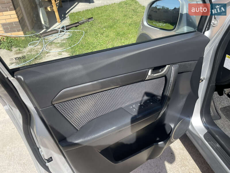 Позашляховик / Кросовер Chevrolet Captiva 2009 в Вінниці