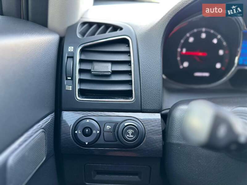Внедорожник / Кроссовер Chevrolet Captiva 2014 в Бершади