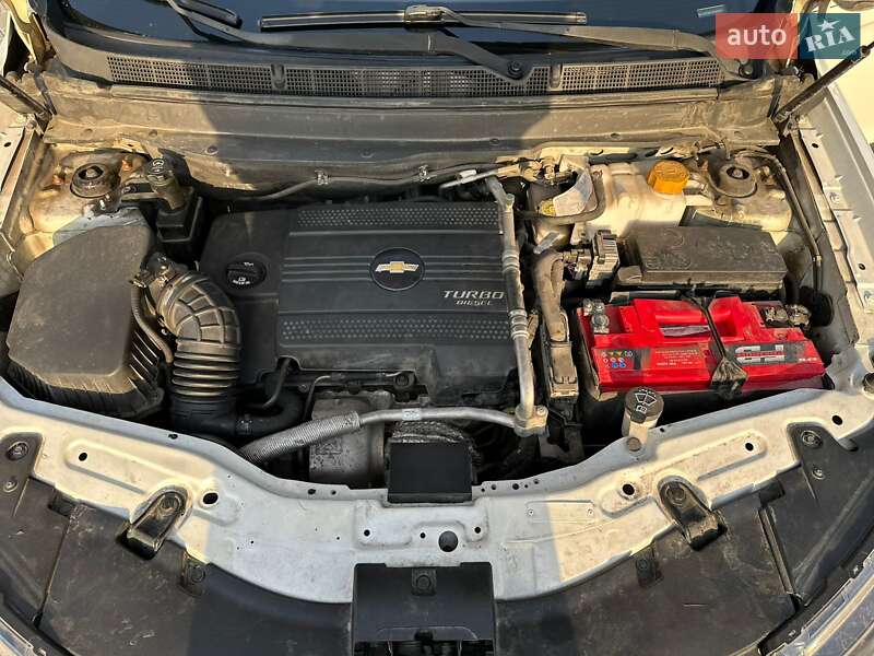 Внедорожник / Кроссовер Chevrolet Captiva 2014 в Бершади