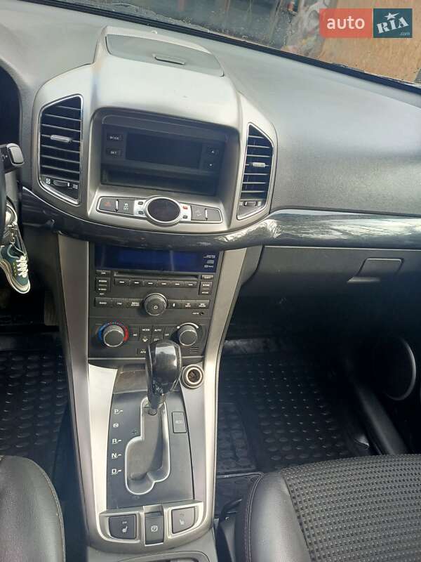 Внедорожник / Кроссовер Chevrolet Captiva 2012 в Полтаве