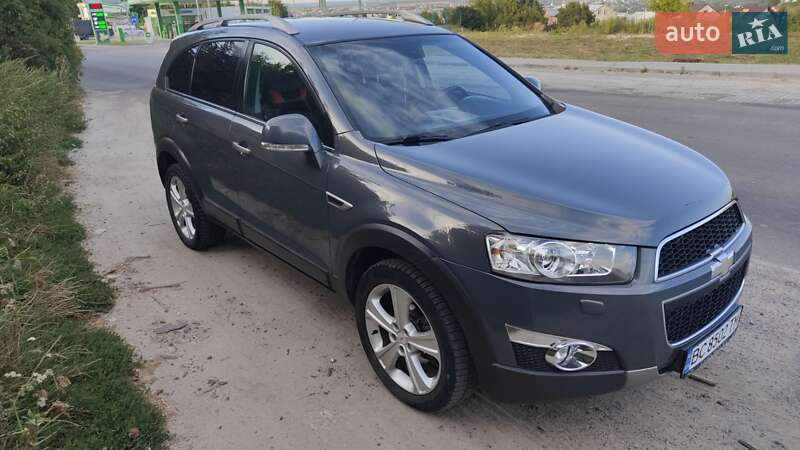 Внедорожник / Кроссовер Chevrolet Captiva 2011 в Золочеве фото 2 Внедорожник / Кроссовер Chevrolet Captiva 2011 в Золочеве