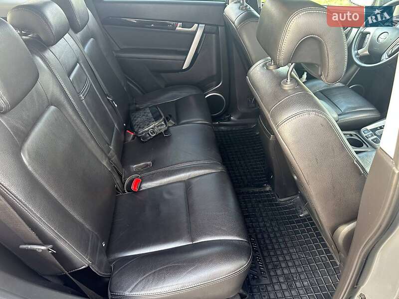 Позашляховик / Кросовер Chevrolet Captiva 2011 в Миколаєві