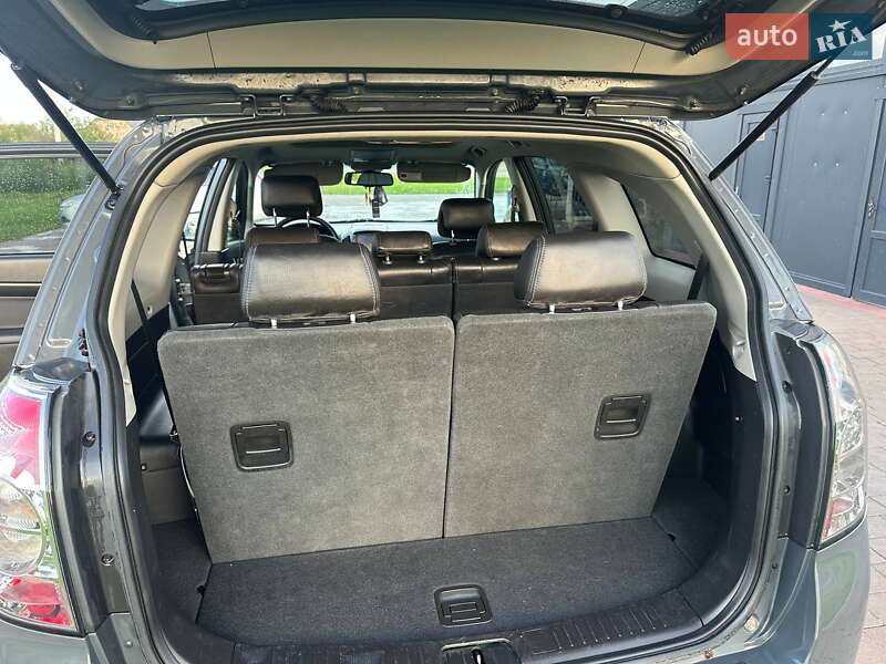 Позашляховик / Кросовер Chevrolet Captiva 2011 в Миколаєві