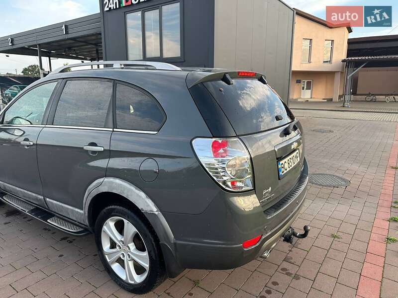 Позашляховик / Кросовер Chevrolet Captiva 2011 в Миколаєві