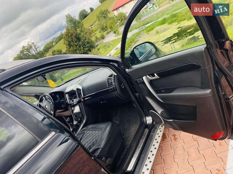 Позашляховик / Кросовер Chevrolet Captiva 2012 в Тячеві фото 9 Позашляховик / Кросовер Chevrolet Captiva 2012 в Тячеві
