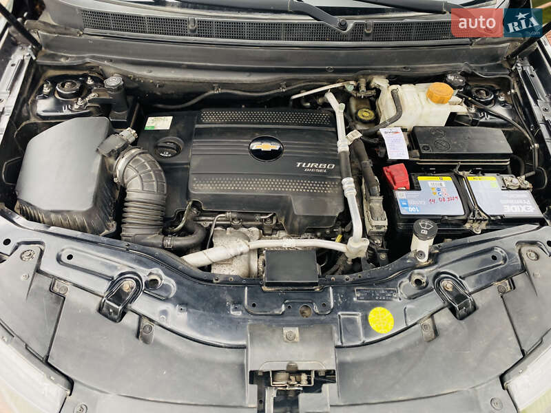 Позашляховик / Кросовер Chevrolet Captiva 2012 в Тячеві фото 19 Позашляховик / Кросовер Chevrolet Captiva 2012 в Тячеві