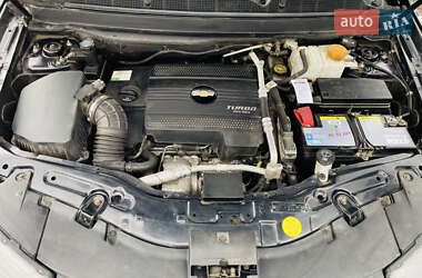 Внедорожник / Кроссовер Chevrolet Captiva 2012 в 