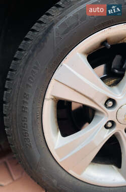 Внедорожник / Кроссовер Chevrolet Captiva 2012 в 