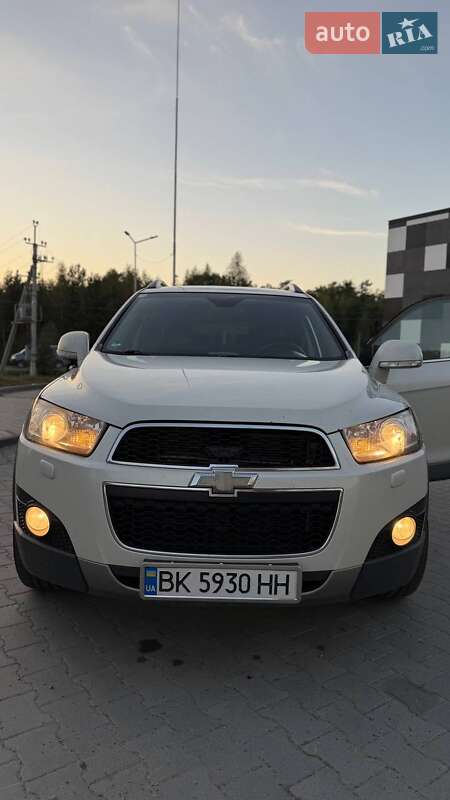Внедорожник / Кроссовер Chevrolet Captiva 2011 в Сарнах