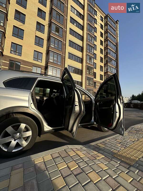 Внедорожник / Кроссовер Chevrolet Captiva 2011 в Чернигове