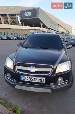 Позашляховик / Кросовер Chevrolet Captiva 2008 в Львові