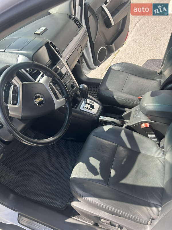 Внедорожник / Кроссовер Chevrolet Captiva 2010 в Харькове