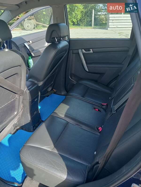 Внедорожник / Кроссовер Chevrolet Captiva 2006 в Нетешине