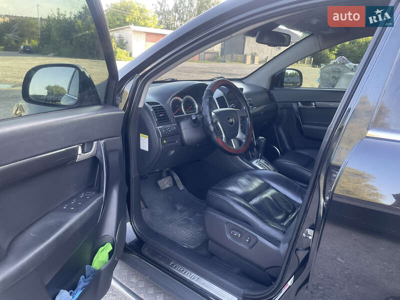 Внедорожник / Кроссовер Chevrolet Captiva 2009 в Збараже