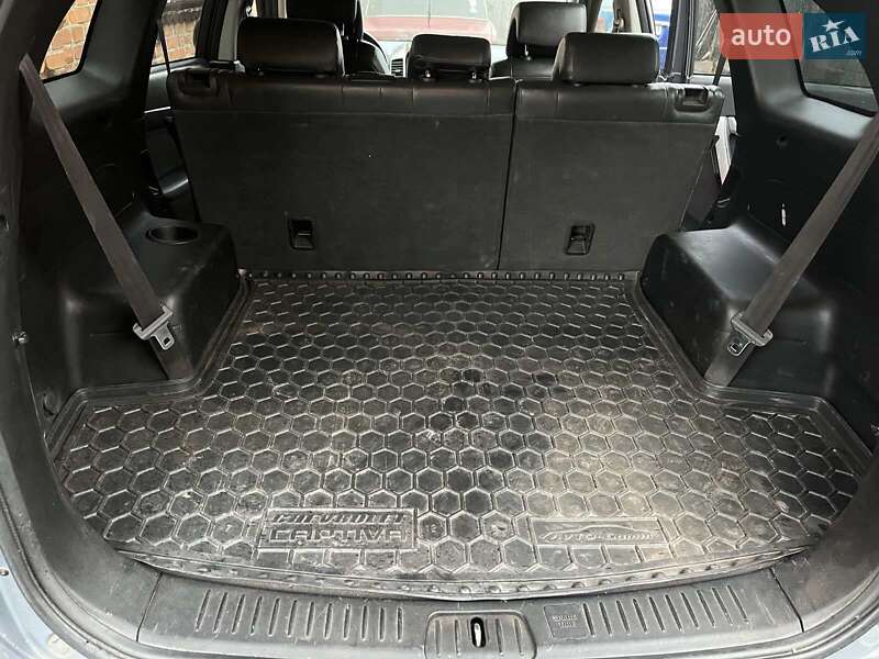 Внедорожник / Кроссовер Chevrolet Captiva 2010 в Петропавловской Борщаговке фото 36 Внедорожник / Кроссовер Chevrolet Captiva 2010 в Петропавловской Борщаговке