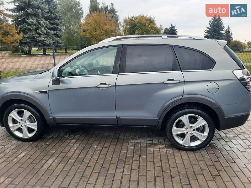 Позашляховик / Кросовер Chevrolet Captiva 2011 в Ковелі
