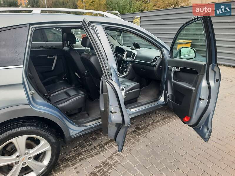 Позашляховик / Кросовер Chevrolet Captiva 2011 в Ковелі