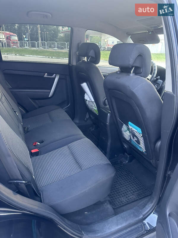 Позашляховик / Кросовер Chevrolet Captiva 2010 в Сумах фото 7 Позашляховик / Кросовер Chevrolet Captiva 2010 в Сумах