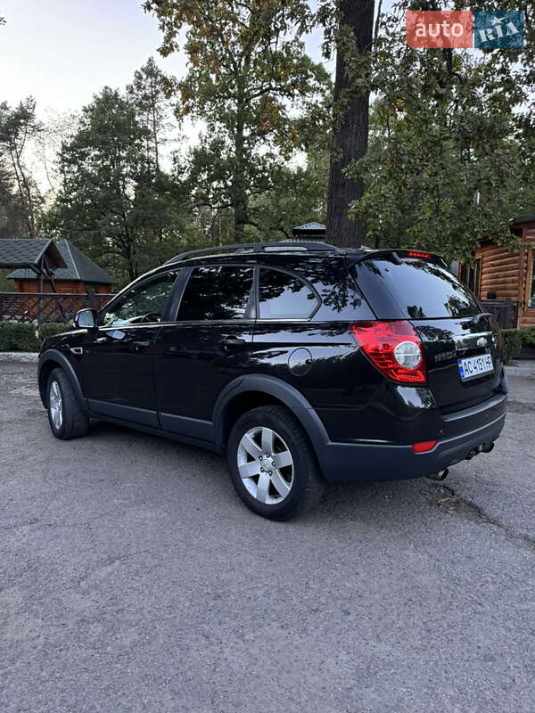 Внедорожник / Кроссовер Chevrolet Captiva 2011 в Киверцах фото 3 Внедорожник / Кроссовер Chevrolet Captiva 2011 в Киверцах
