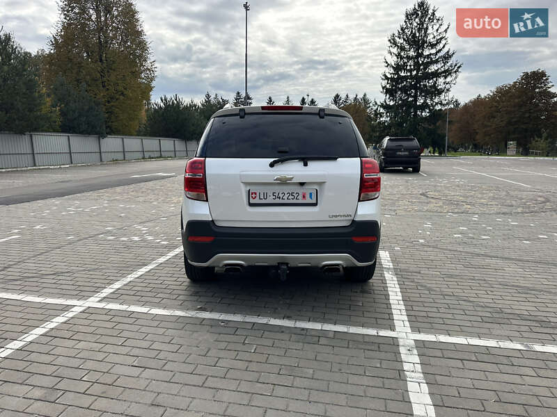 Внедорожник / Кроссовер Chevrolet Captiva 2014 в Луцке