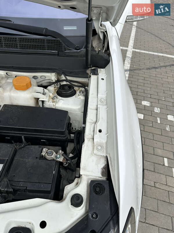 Внедорожник / Кроссовер Chevrolet Captiva 2014 в Луцке