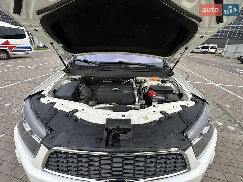 Внедорожник / Кроссовер Chevrolet Captiva 2014 в Луцке