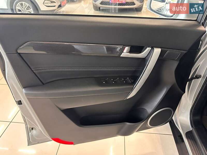 Внедорожник / Кроссовер Chevrolet Captiva 2015 в Одессе
