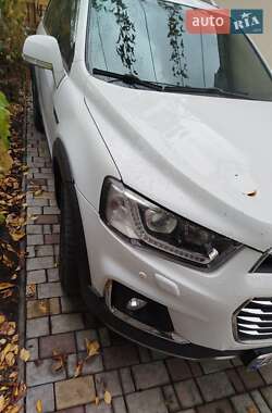 Позашляховик / Кросовер Chevrolet Captiva 2016 в 