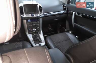 Позашляховик / Кросовер Chevrolet Captiva 2012 в 