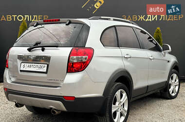 Позашляховик / Кросовер Chevrolet Captiva 2012 в 