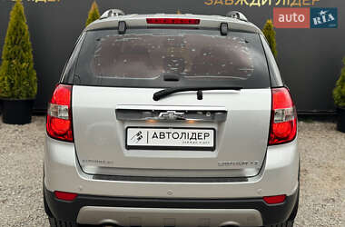Позашляховик / Кросовер Chevrolet Captiva 2012 в 