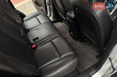 Позашляховик / Кросовер Chevrolet Captiva 2012 в 
