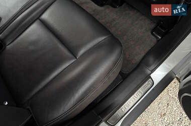 Позашляховик / Кросовер Chevrolet Captiva 2012 в 