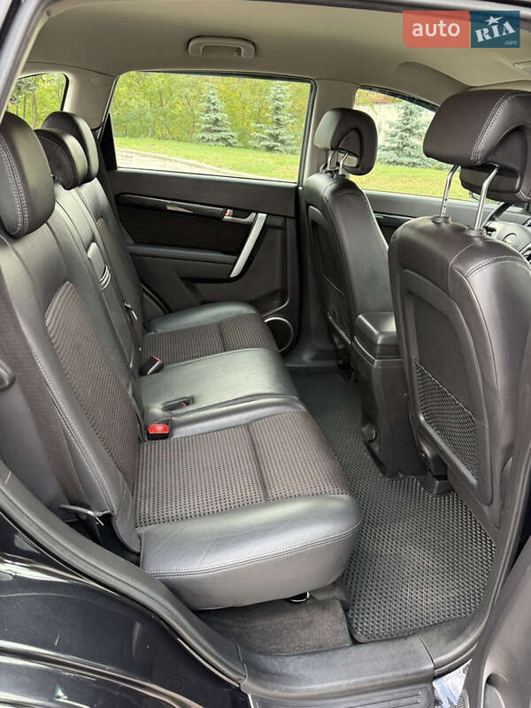 Позашляховик / Кросовер Chevrolet Captiva 2012 в Києві