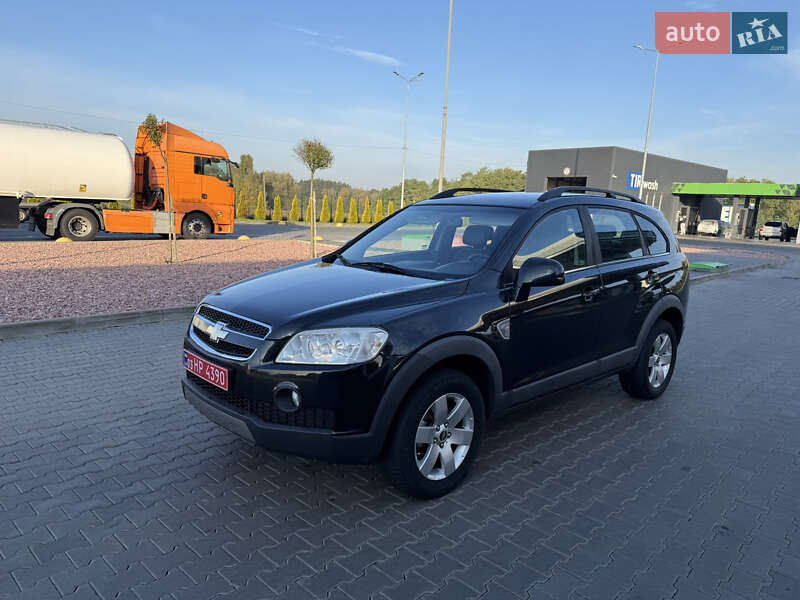 Позашляховик / Кросовер Chevrolet Captiva 2009 в Луцьку фото 11 Позашляховик / Кросовер Chevrolet Captiva 2009 в Луцьку